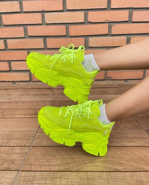 Tenis Gina neón