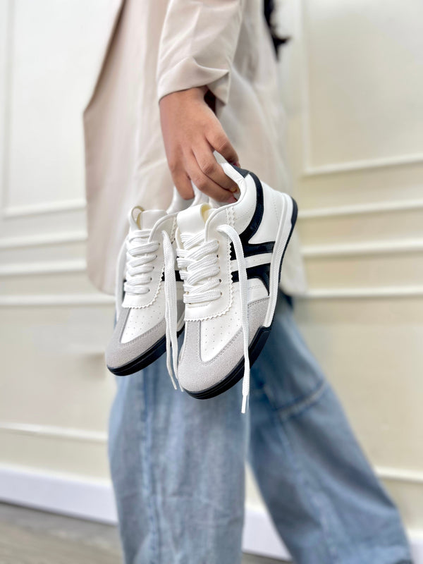 Tenis nova