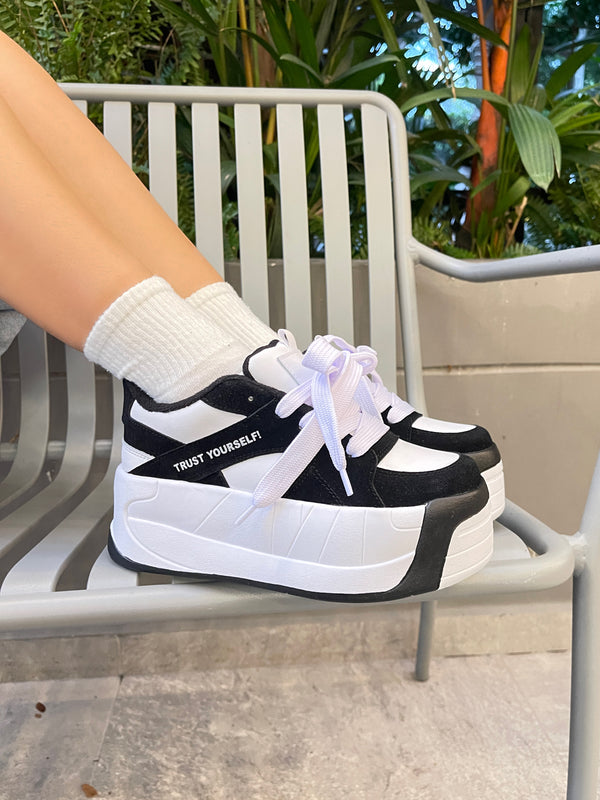 Tenis grettell
