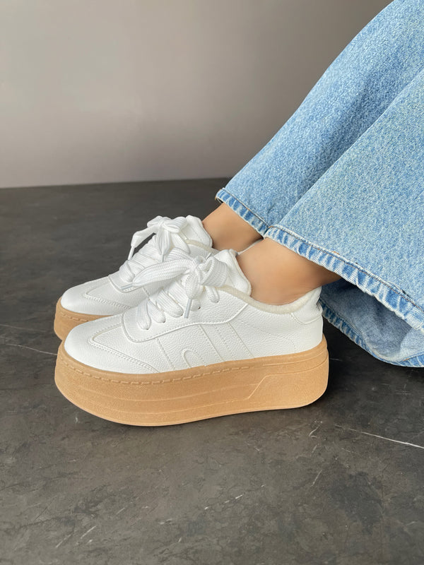 Tenis Mani